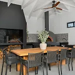 Luxury Oasis, Lifestyle Villa, Pool & Gym